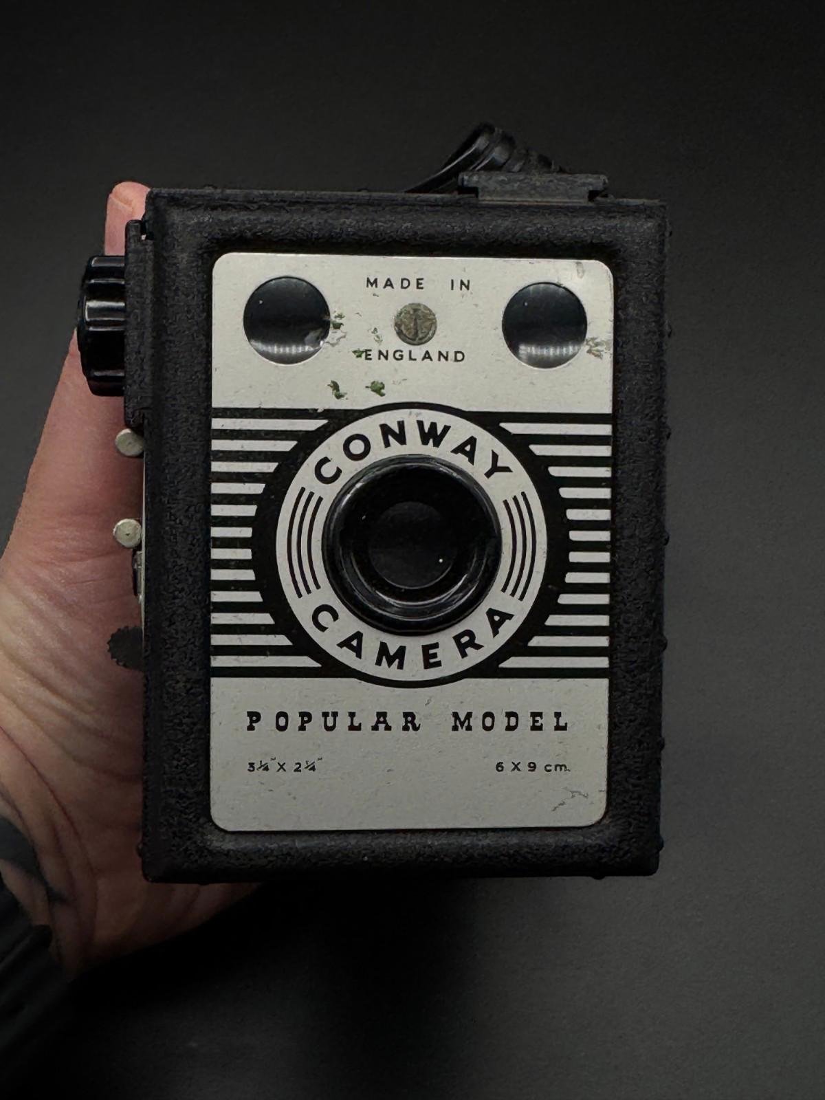 Vintage 1950's Conway Popular Model 120 Roll Film Box Camera - Faulty (F204)