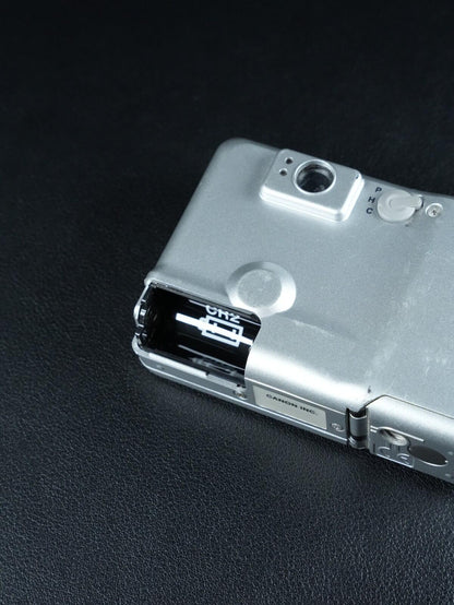 Canon ixus L-1 Vintage 1990's APS Film Camera + Battery - Tested & Working (W89)