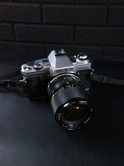 Working Minolta X-300 Vintage 1980's 35mm SLR Film Camera + Tamron 28-70mm Lens