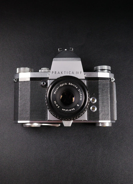 Vintage Praktica IV F 35mm Film Camera & 50mm f/2.8 Lens - Faulty (Read Details)