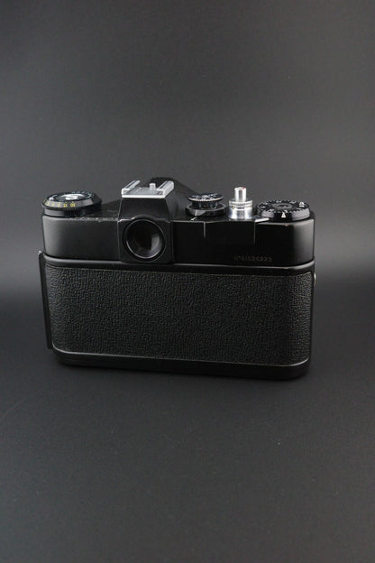 Zenit EM 35mm Film Camera + Helios 44M 2/58 + External LightMeter - Read Details