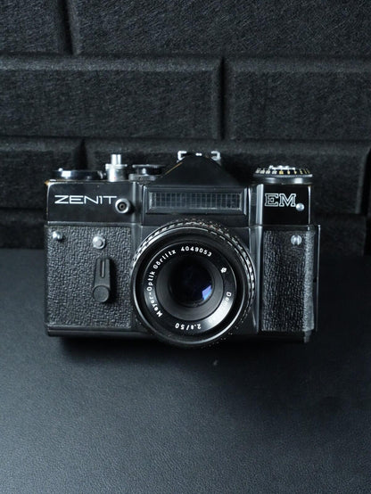 Zenit EM Vintage 1980 35mm Film Camera + Meyer-Optik Gorlitz Domiplan 50mm 2.8
