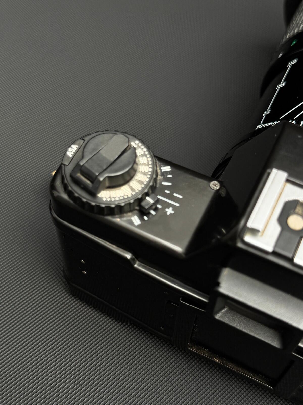 Praktica BCA Electronic 35mm SLR Camera + Pentacon 70-210mm Lens - Working