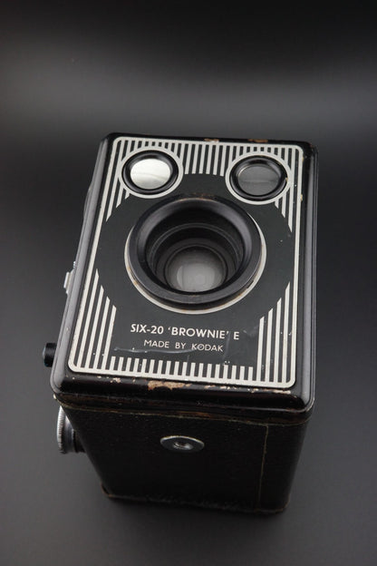 Kodak Six-20 Brownie Model E Vintage 1950's 620 Film Camera - Tested & Working