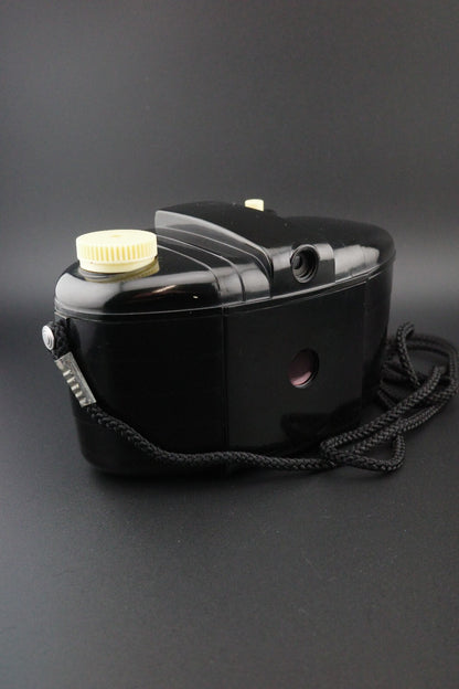 Vintage 1950's Kodak Brownie 127 Roll Film Camera With Case - Tested & Working