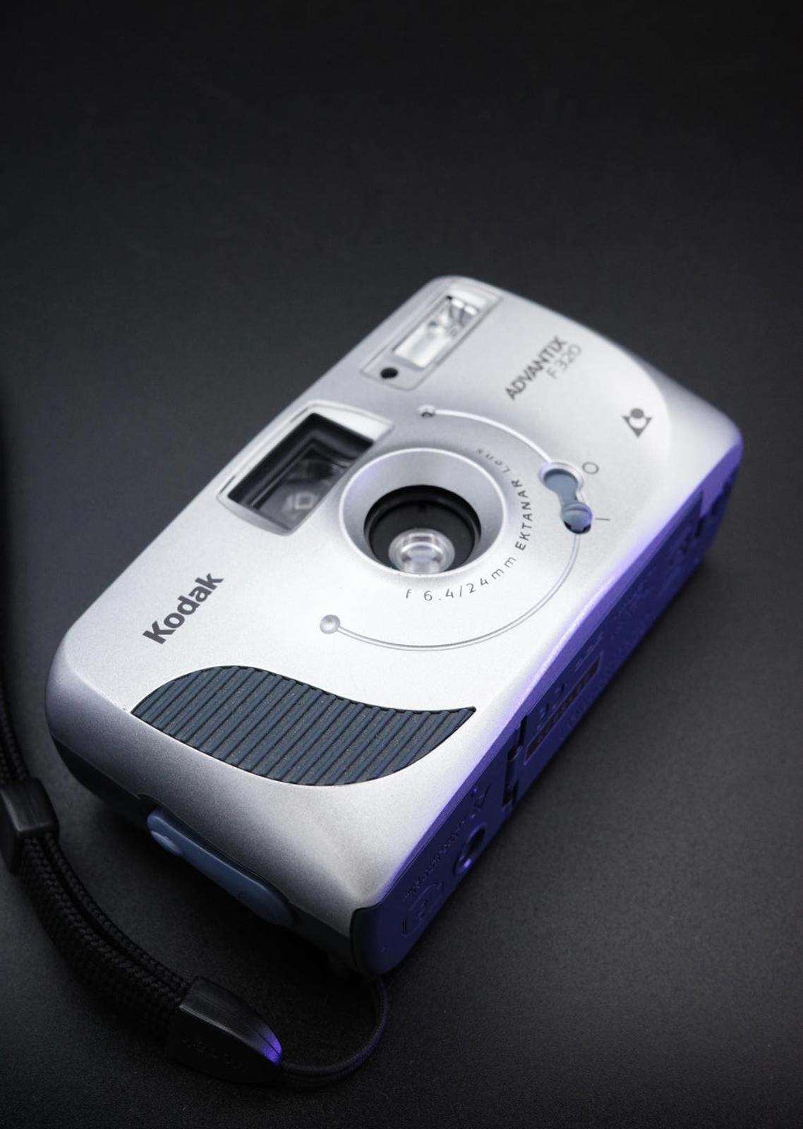 Kodak Advantix F320 APS Compact Film Camera – Excellent Working Condition