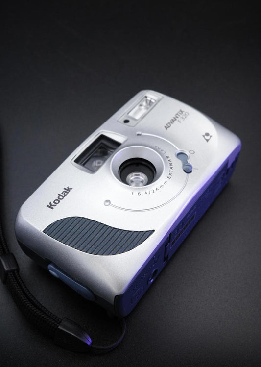 Kodak Advantix F320 APS Compact Film Camera – Excellent Working Condition