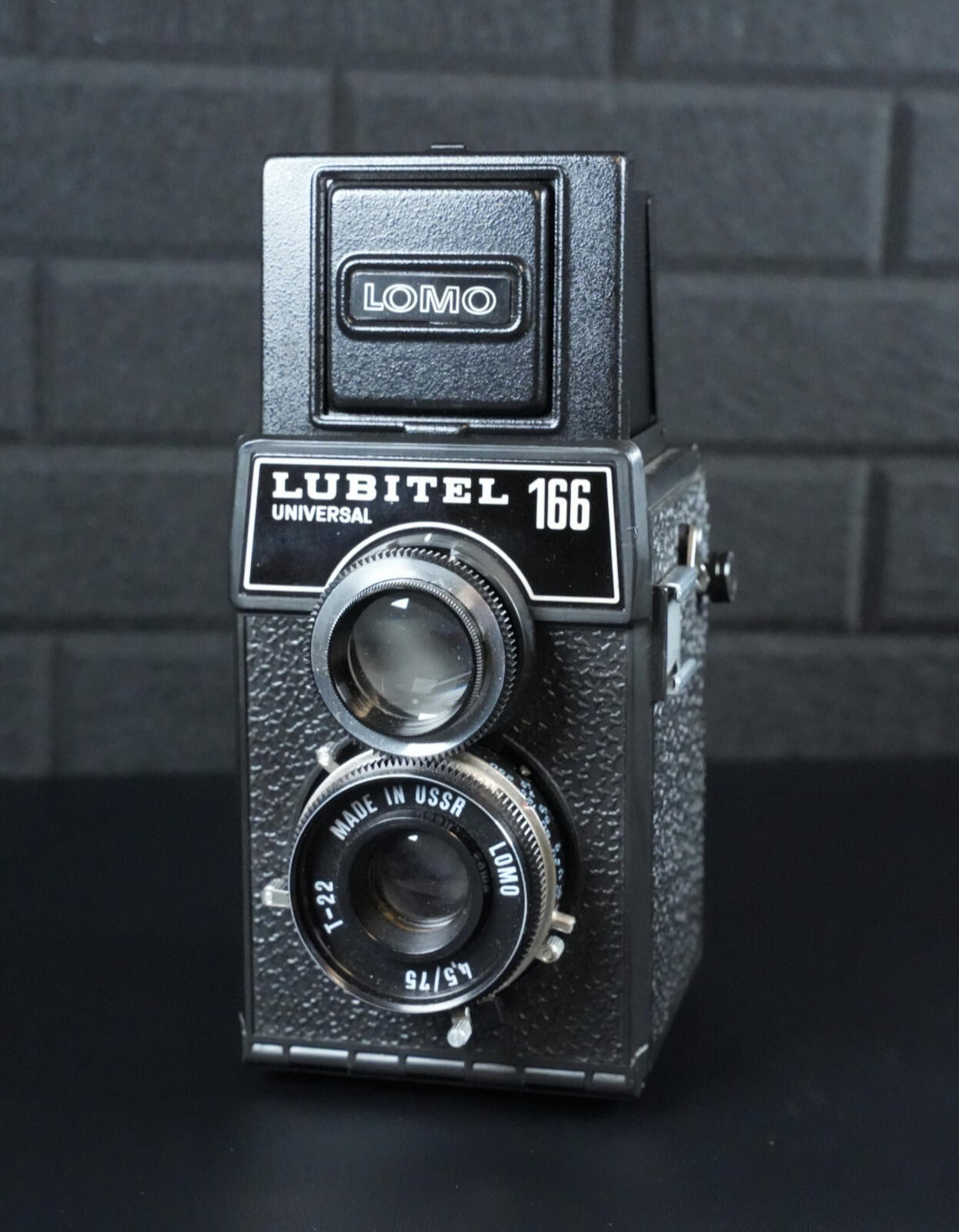 LOMO Lubitel 166 Universal Vintage 1980's TLR 120 Film Camera - Tested & Working