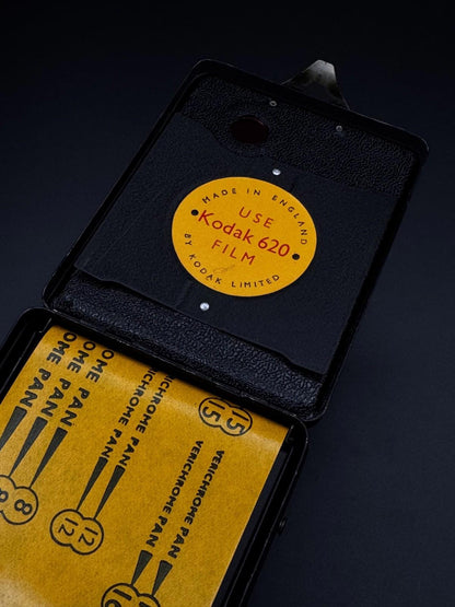 Kodak Brownie Six-20 Model D Camera - Fully Working 1950s Vintage Photography