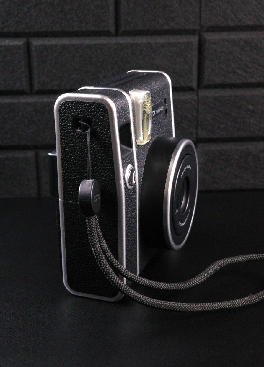 Fujifilm Instax Mini 40 Instant Film Camera + Batteries - Tested & Working