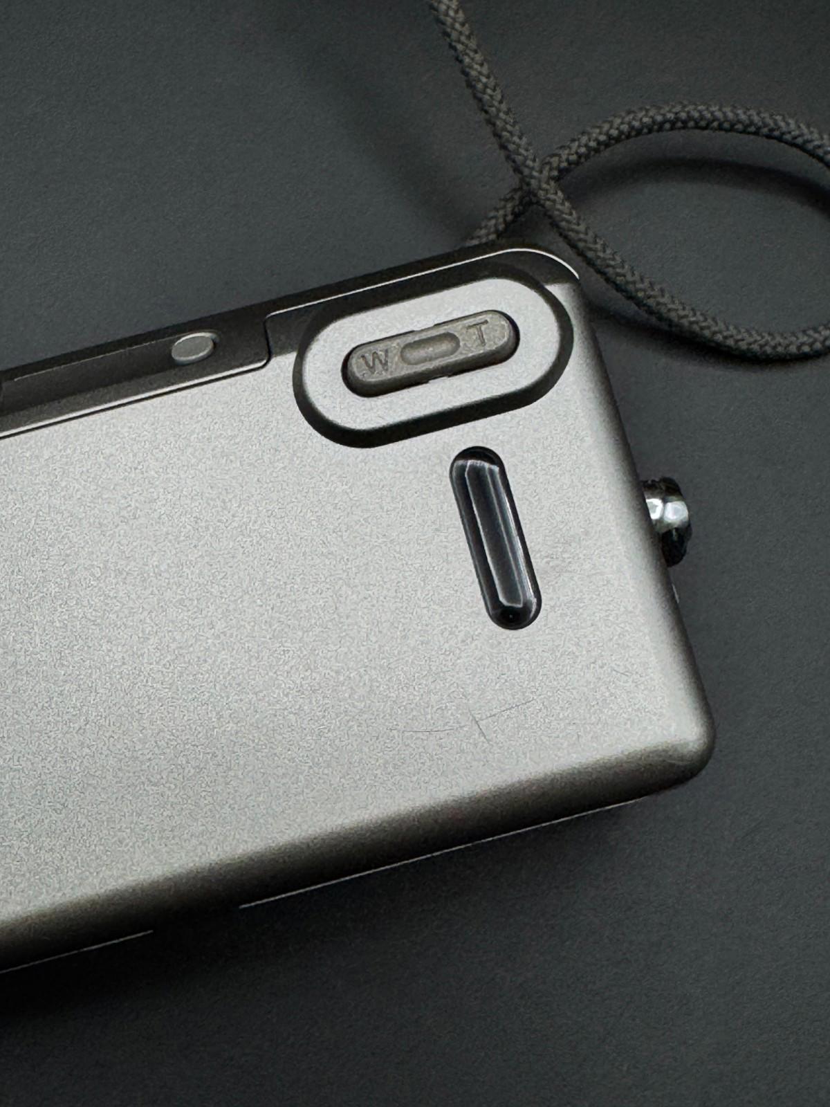 Vintage 1990's Minolta Riva Zoom 115 Compact 35mm Film Camera - Working (M133)