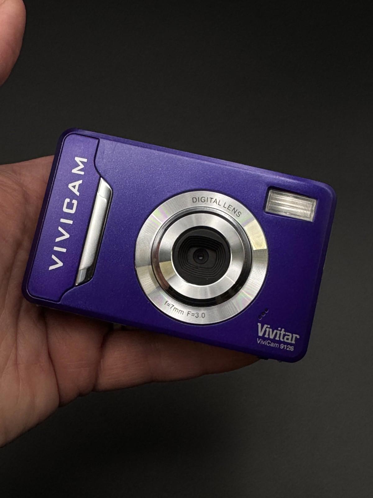 New & Boxed Vivitar Digital Camera Vivicam 9126 9.0MP Purple - Fully Working