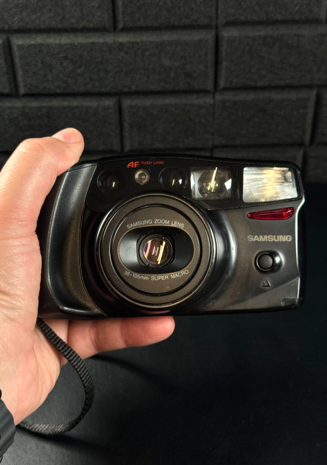 Samsung Maxima Zoom 105 35MM Camera With Case Film Tested