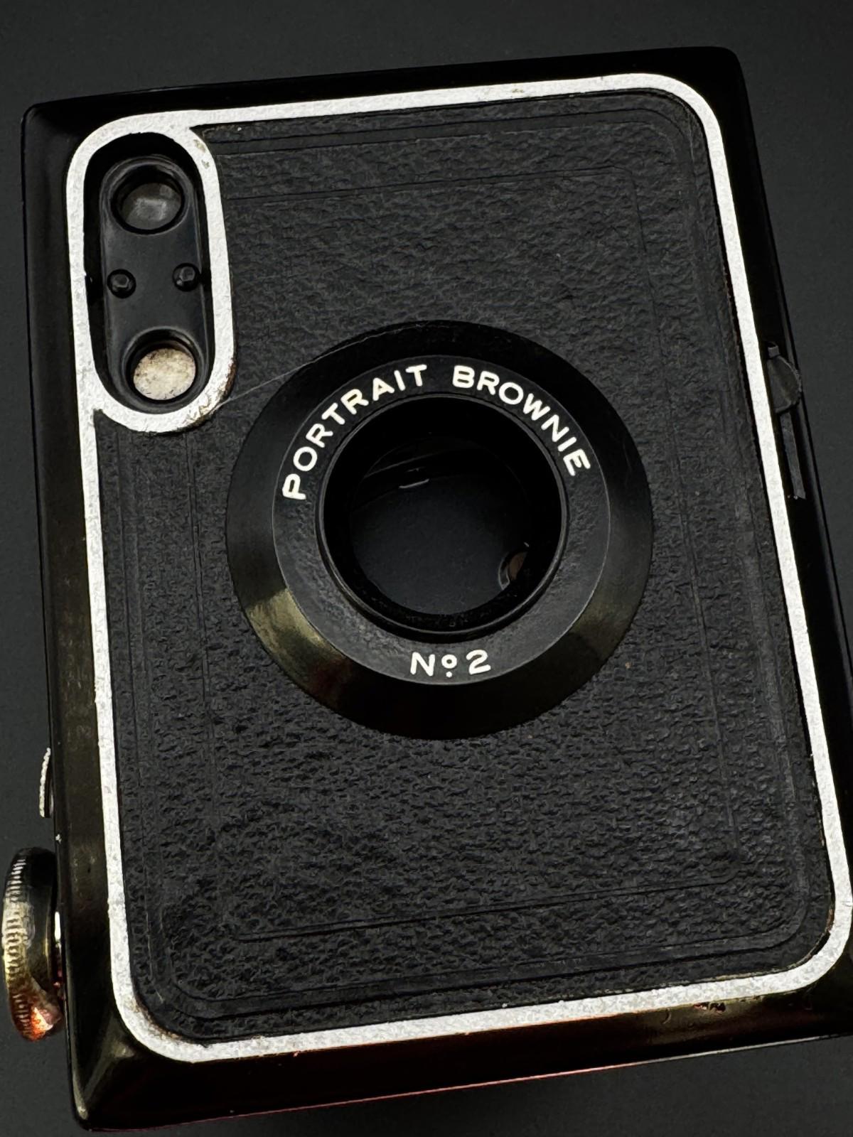 Vintage Kodak Brownie No.2 Portrait 120 Film Model F Box Camera Tested & Working