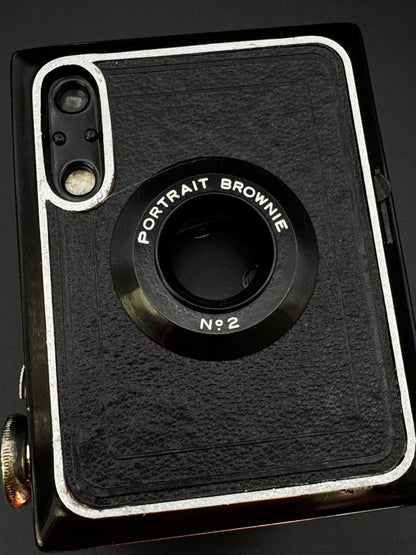 Vintage Kodak Brownie No.2 Portrait 120 Film Model F Box Camera Tested & Working