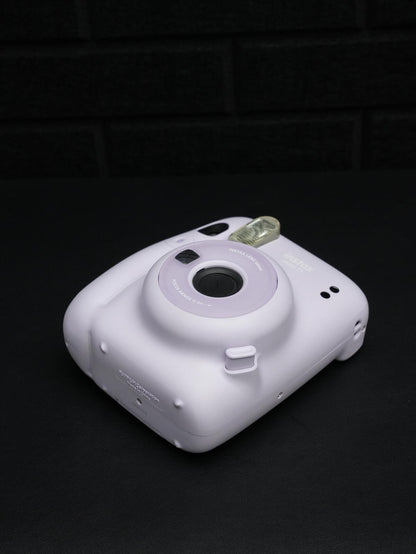 Fujifilm Instax Mini 11 Lilac Instant Camera - Works Perfectly