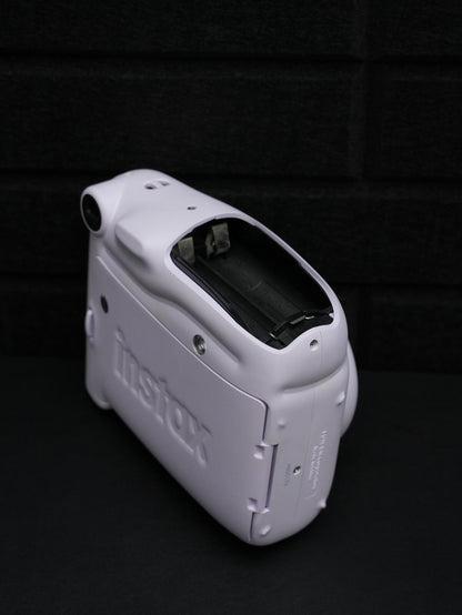Fujifilm Instax Mini 11 Lilac Instant Camera - Works Perfectly