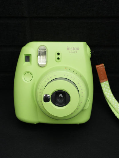 Fujifilm Instax Mini 9 Lime Green Instant Camera + Batteries - Boxed & Working