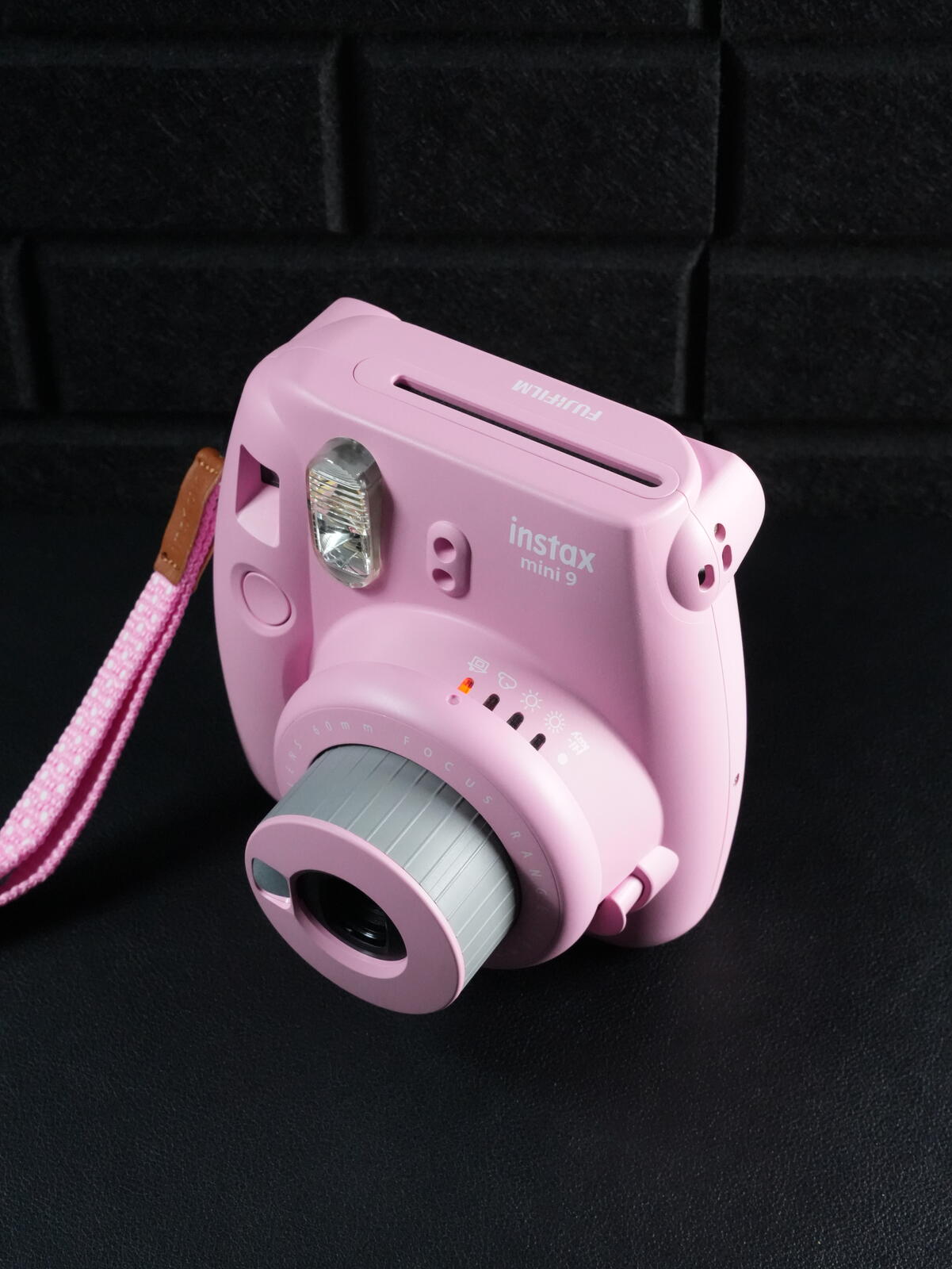 Fujifilm Instax Mini 9 Pink Instant Camera & Case / Strap - Fully Working