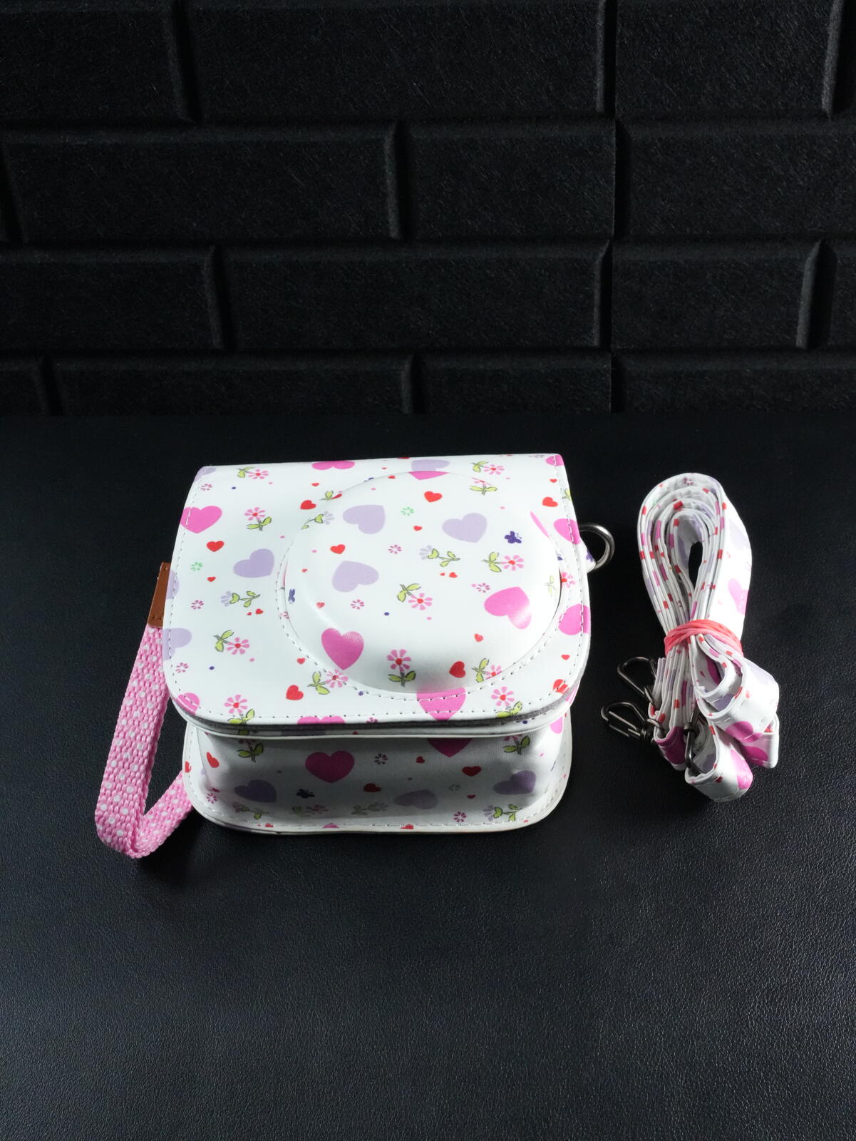 Fujifilm Instax Mini 9 Pink Instant Camera & Case / Strap - Fully Working