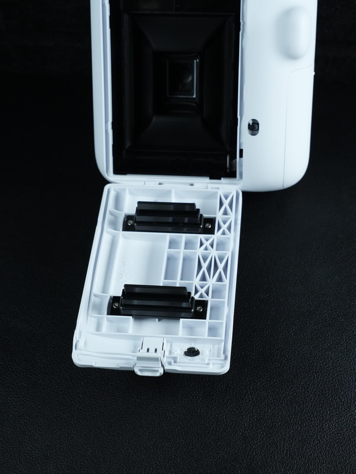 Fujifilm Instax Mini 12 White  Instant Camera + Film & Batteries - Working