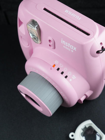 Fujifilm Instax Mini 9 Pink Instant Polaroid Camera - Boxed & Fully Working 542