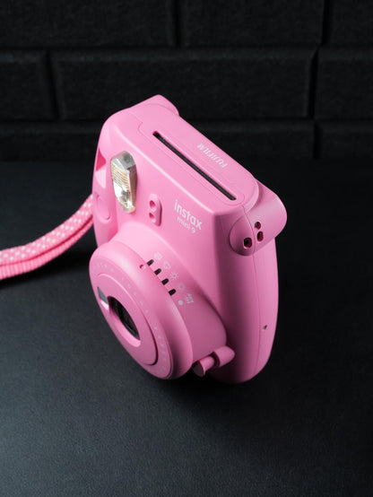 Fujifilm Instax Mini Flamingo 9 Pink Instant Camera + Case Tested - Working