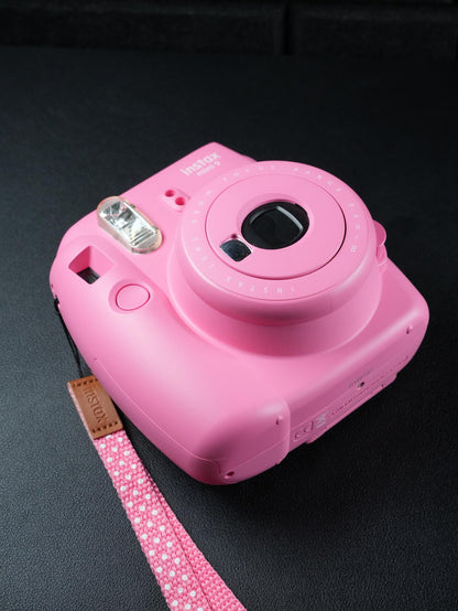 Fujifilm Instax Mini Flamingo 9 Pink Instant Camera + Case Tested - Working
