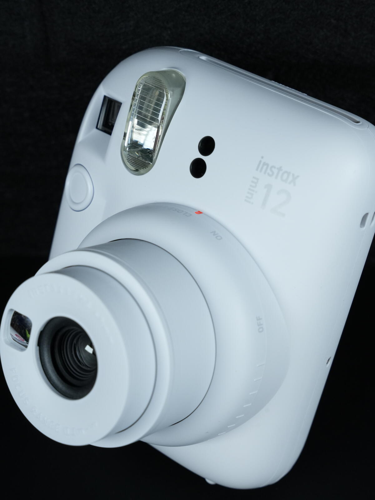 Fujifilm Instax Mini 12 White Instant Camera + Film & Batteries - Working (556)