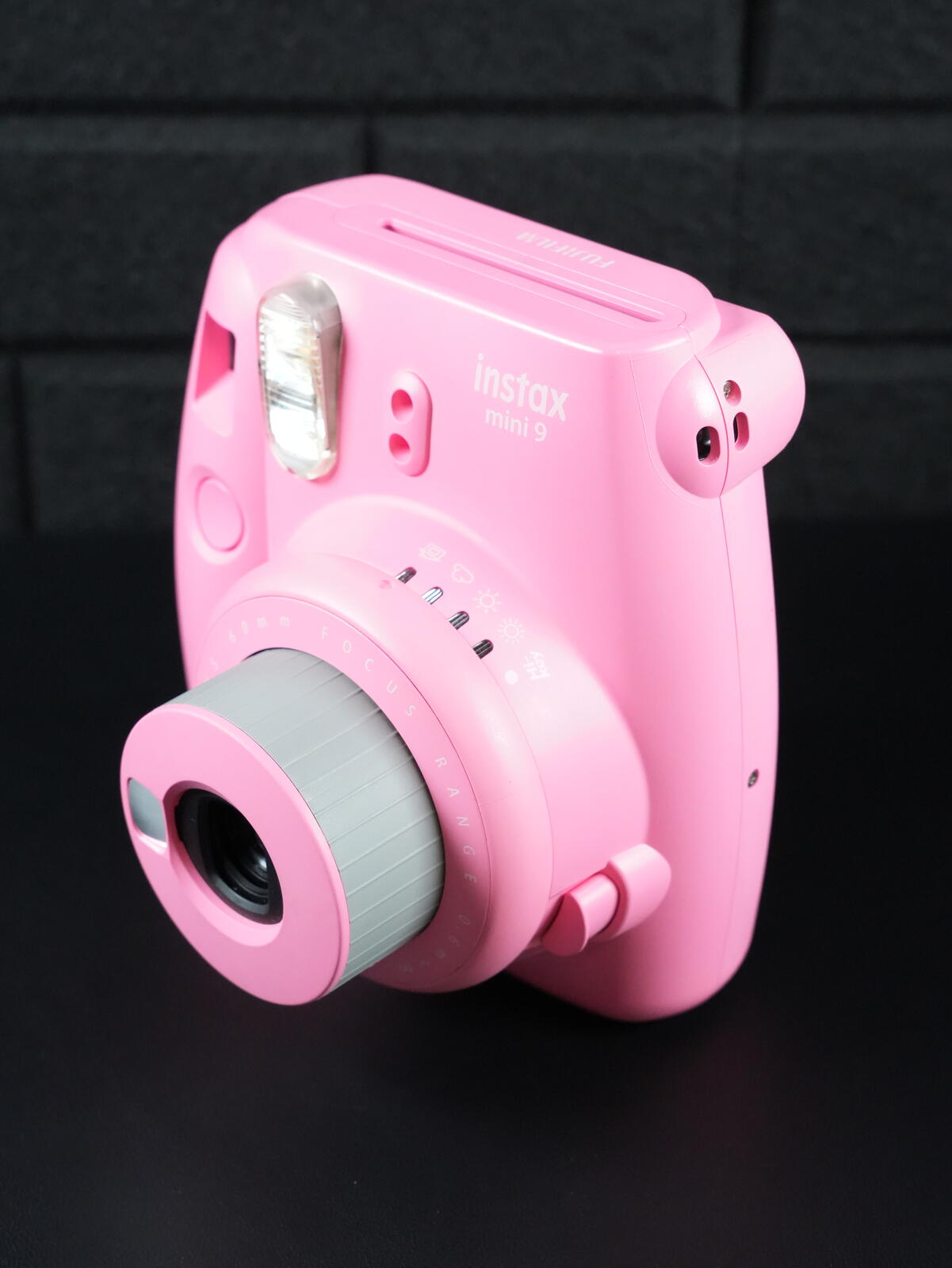 Fujifilm Instax Mini 9 Pink Instant Camera - Boxed & Fully Working (X561)