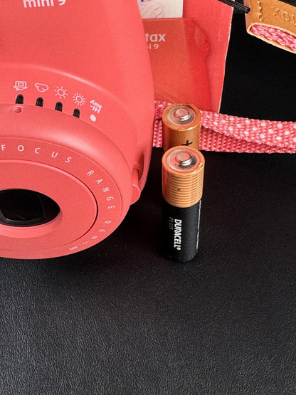 Fujifilm Instax Mini 9 Poppy Red Instant Polaroid Camera - Boxed & Working
