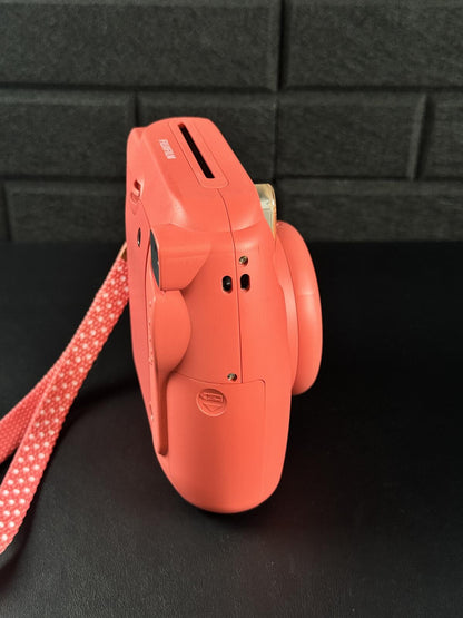 Fujifilm Instax Mini 9 Poppy Red Instant Polaroid Camera - Boxed & Working