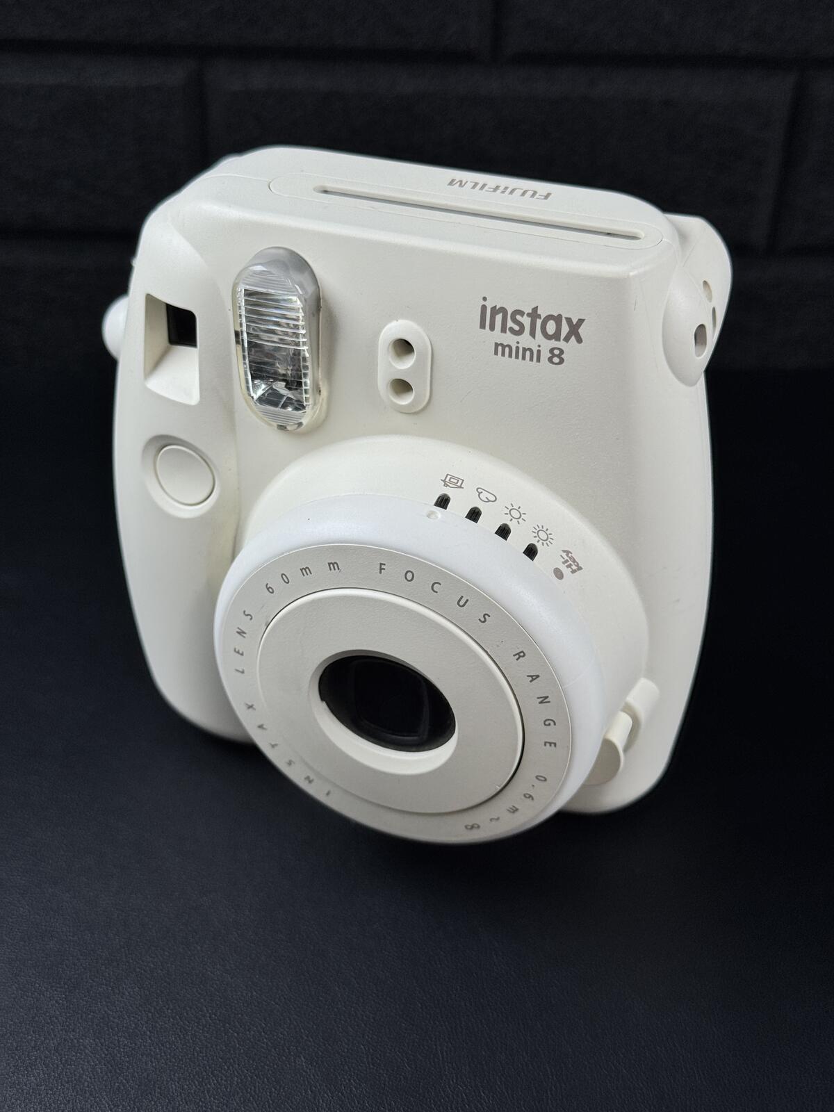 Fujifilm Instax Mini 8 White Instant Camera - Tested & Fully Working