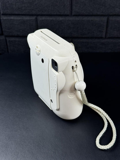 Fujifilm Instax Mini 8 White Instant Camera - Tested & Fully Working
