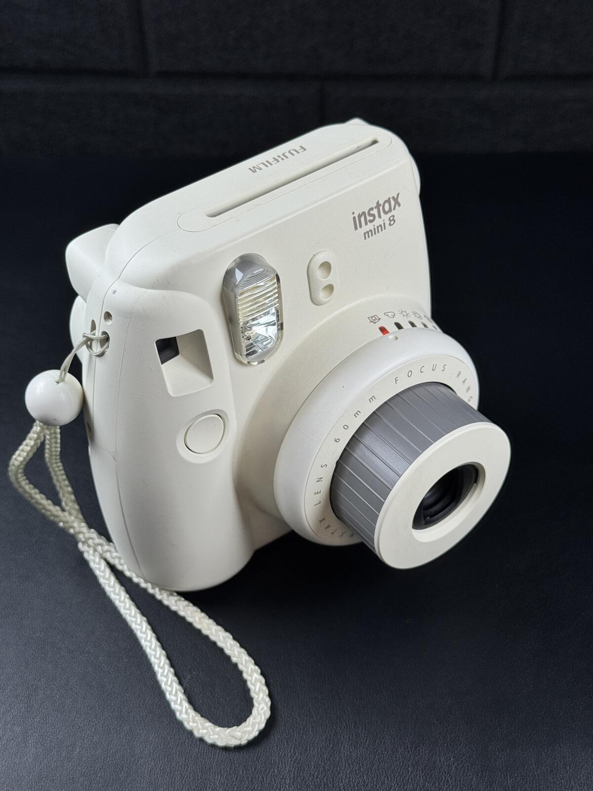 Fujifilm Instax Mini 8 White Instant Camera - Tested & Fully Working