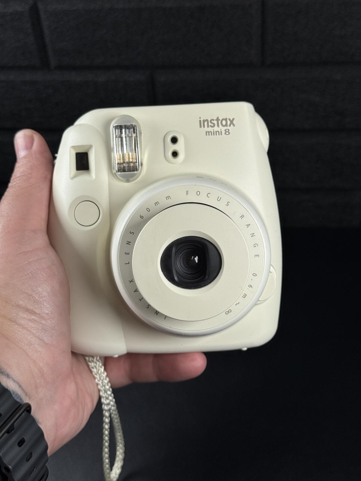 Fujifilm Instax Mini 8 White Instant Camera - Tested & Fully Working