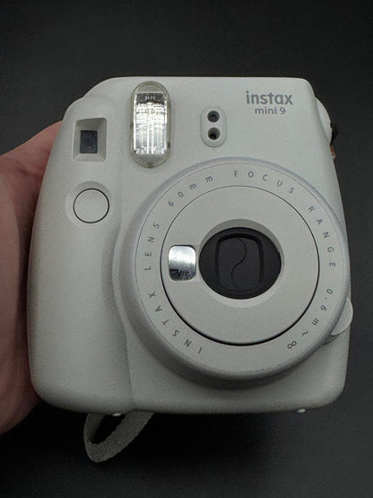 Fujifilm Instax Mini 9 White Instant Camera - Perfect Working Order (H119)