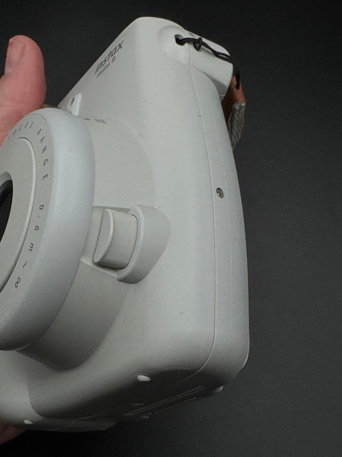 Fujifilm Instax Mini 9 White Instant Camera - Perfect Working Order (H119)