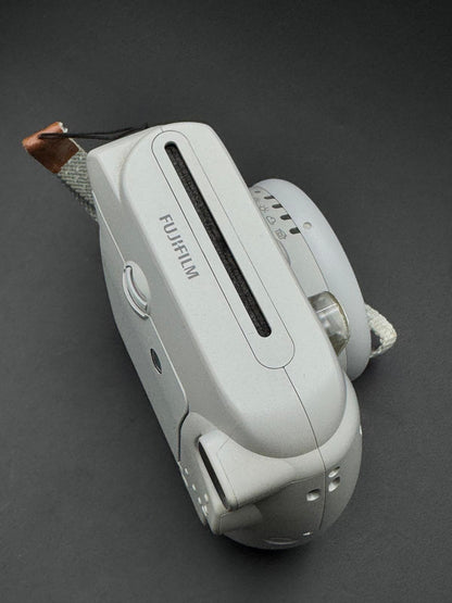 Fujifilm Instax Mini 9 White Instant Camera - Perfect Working Order (H119)