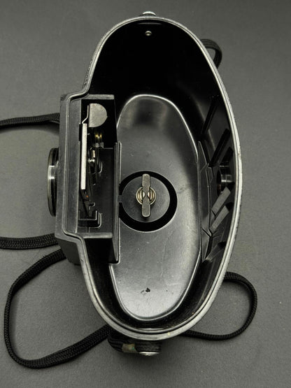 Vintage 1950's Kodak Brownie 127 Roll Film Camera - Working (MA1)