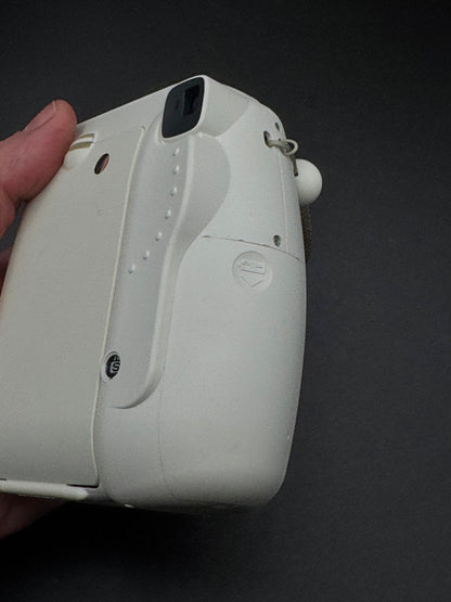 Fujifilm Instax Mini 8 White Instant Camera - Works Perfectly
