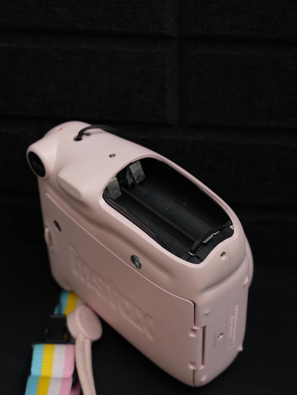Fujifilm Instax Mini Pink 11 Instant Camera + Album & Batteries - Working