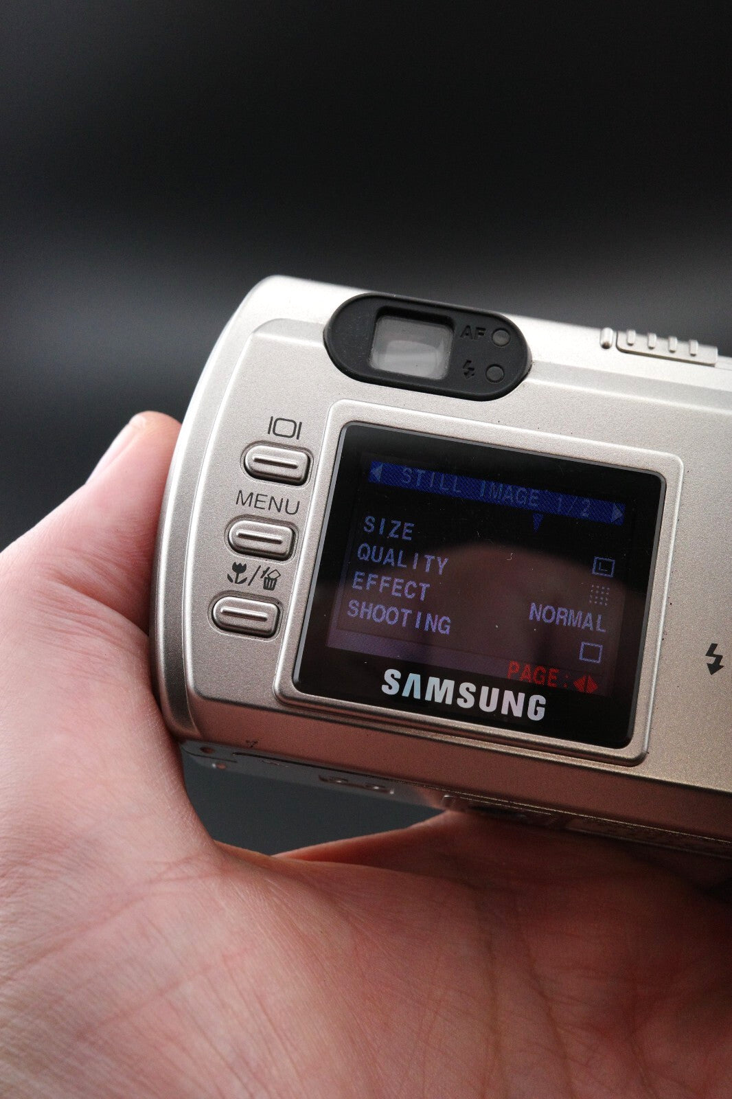 Vintage Samsung Digimax 420 4MP Compact Digital Zoom Camera - Tested & Working
