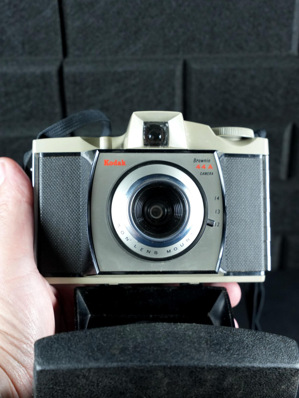 Kodak Brownie 44A Vintage 1960's 127 Film Camera + Case - Tested & Working Y500