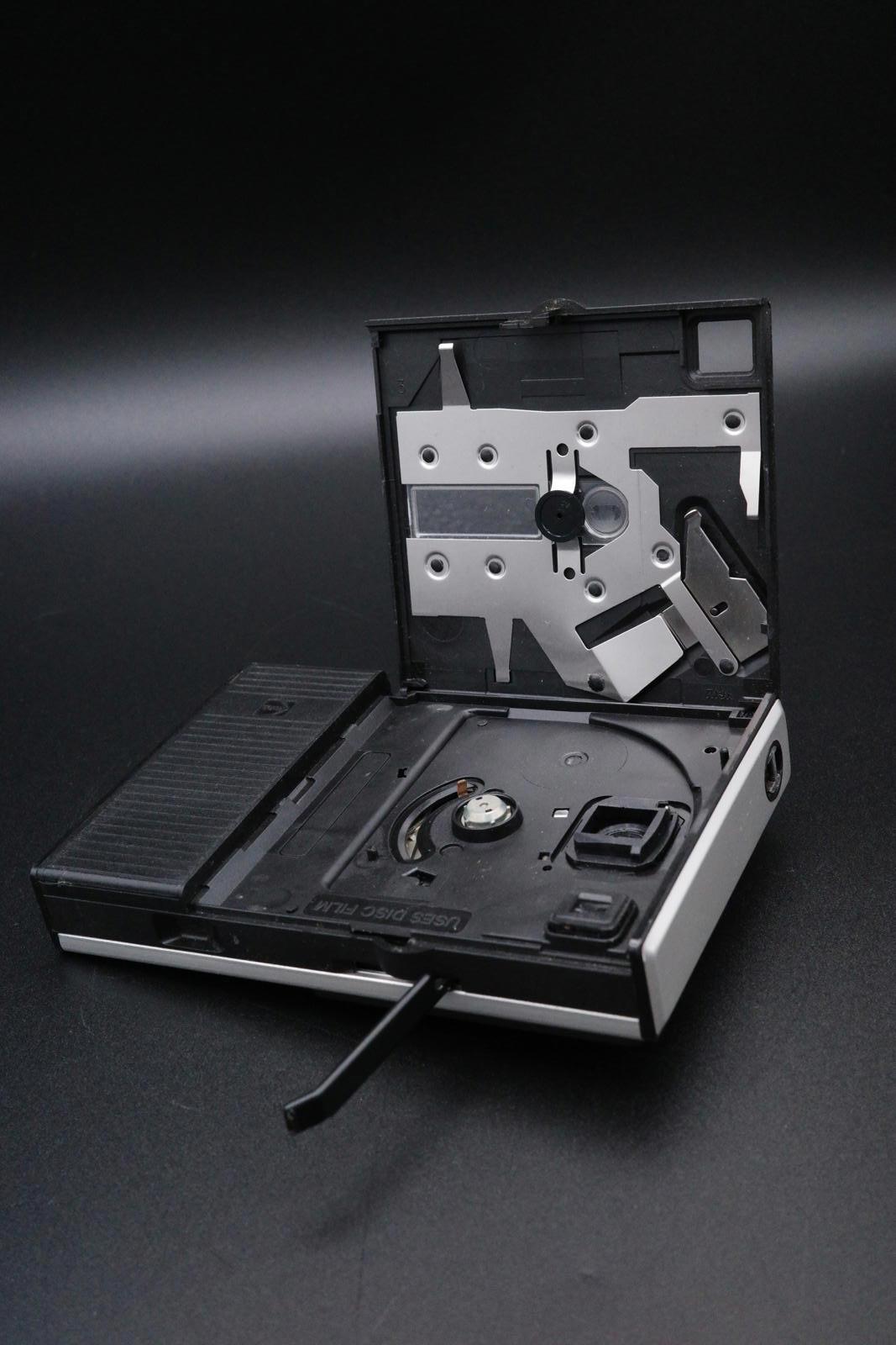 Kodak Disc 4000 Vintage Camera - Retro Design