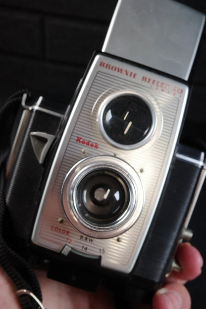 Vintage 1960's Kodak Brownie Reflex 20 620 Film Box Camera - Tested & Working