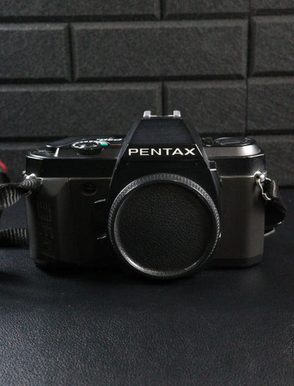 Vintage Pentax P30 35mm SLR Film Camera Body Only - Faulty Spares or Repair