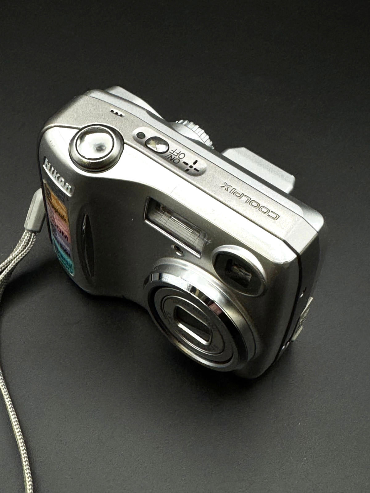 Nikon COOLPIX 3200 3.2MP Digital Camera + Box, Case, Card & Batteries - Working