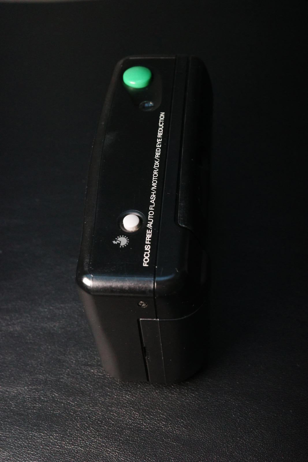 Halina Vision C-XMS 35mm Film Point & Shoot Camera + Case Tested & Fully Working