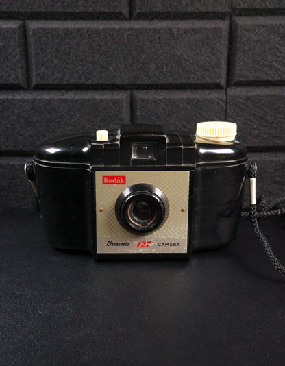 Kodak Brownie 127 Vintage 1950's  127 Roll Film Camera - Tested & Working